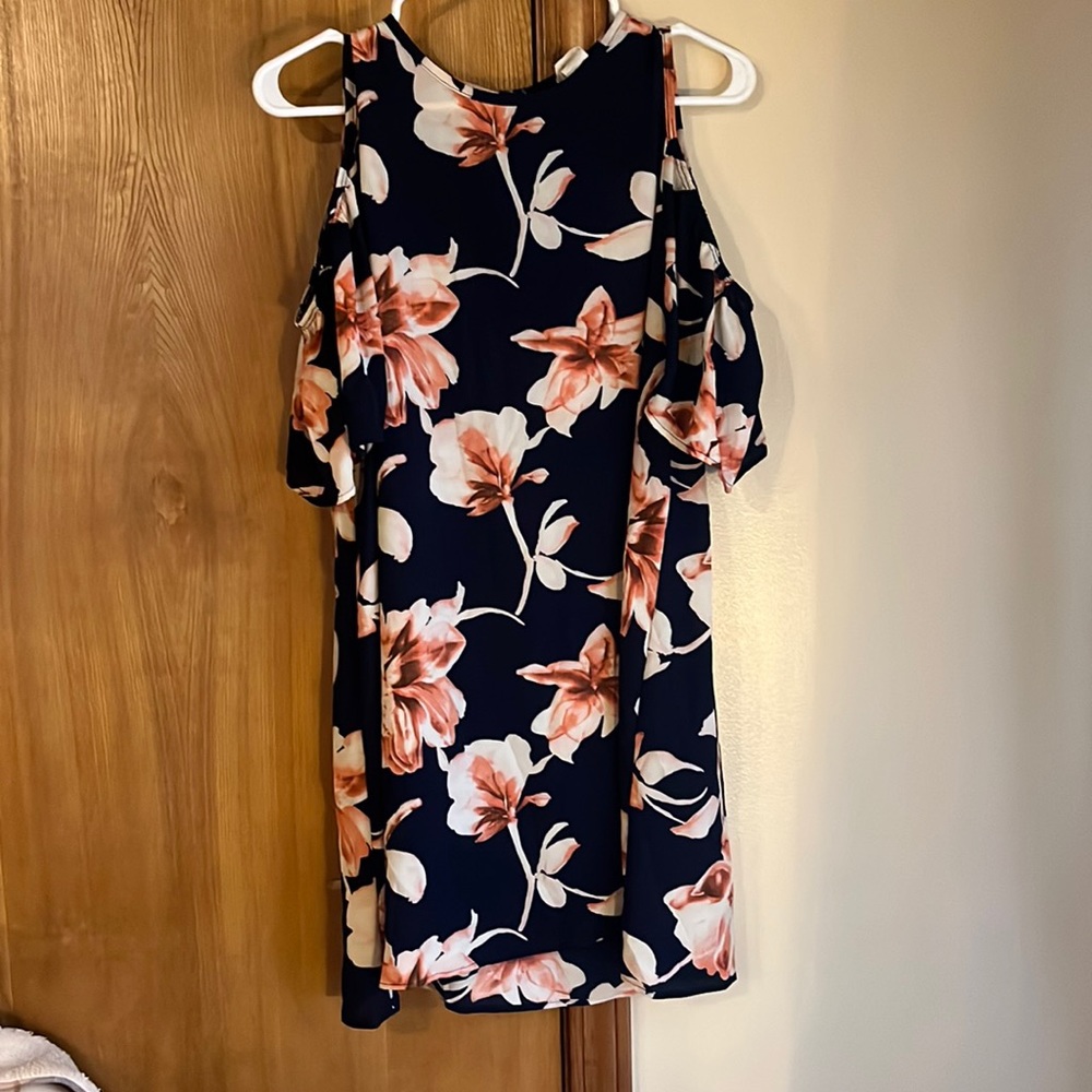 Floral Cold Shoulder Shift Dress